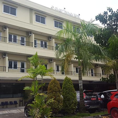 Grand Tembaga Hotel Timika Kültér fotó